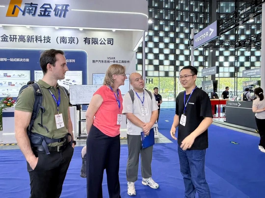 exhibition articles 2 美国诺维汽车测试