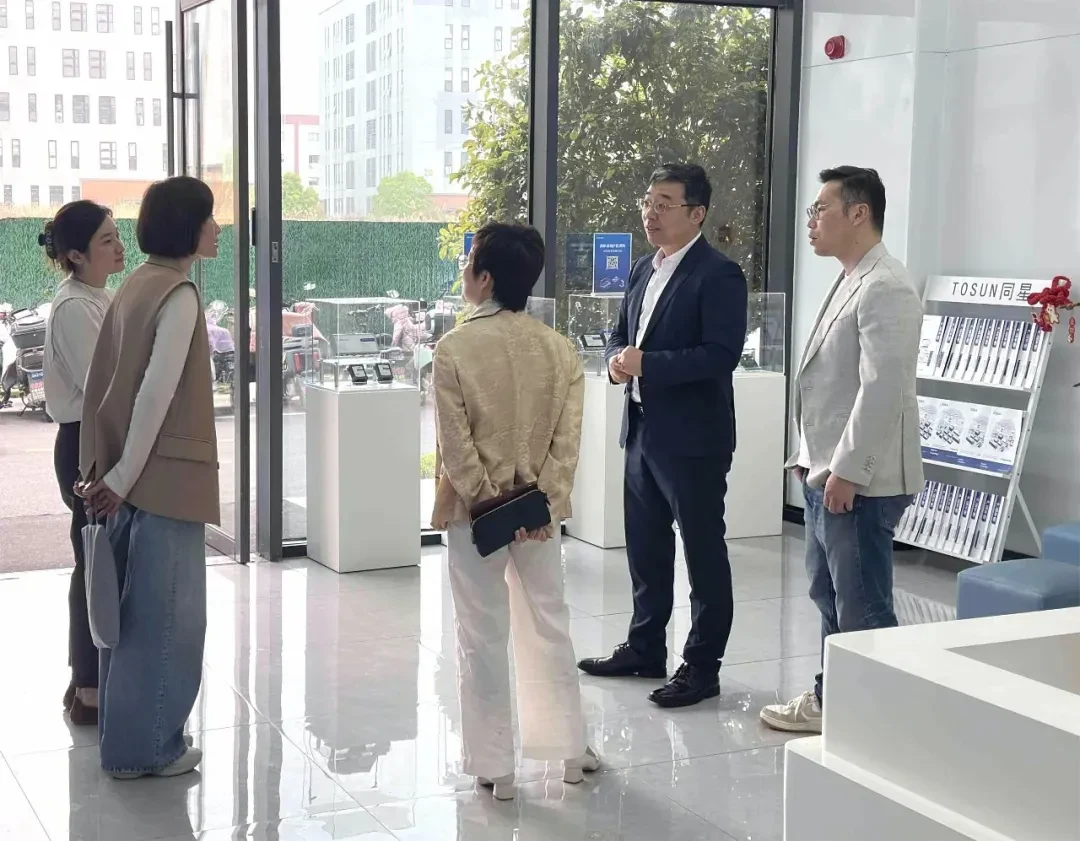 区委统战部、工商联领导走访同星智能：关心创业成长，共话政策建言