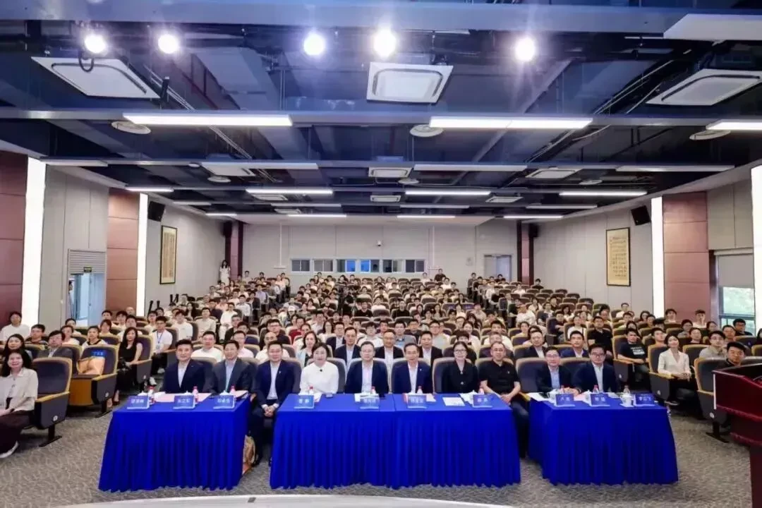 看见中国汽车的同济力量!2026中国汽车论坛同济大学专场主题论坛在我院召开 2 2026中国汽车论坛同济大学专场主题论坛现场