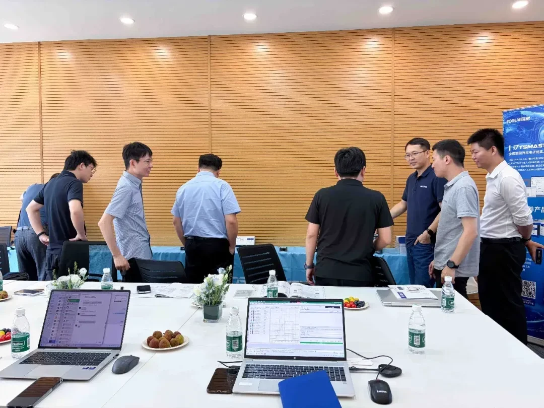 深化校企合作 | 广州职业技术大学到访同星智能广州技术支持中心 3 广州职业技术大学一行实地参观同星智能广州技术支持中心